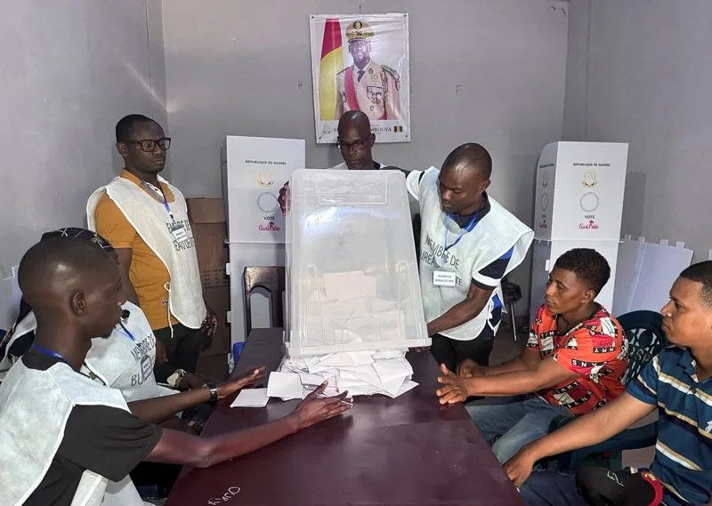 Guinea’s Controversial National Vote Triggers Plan for New Elections Amid Dispute